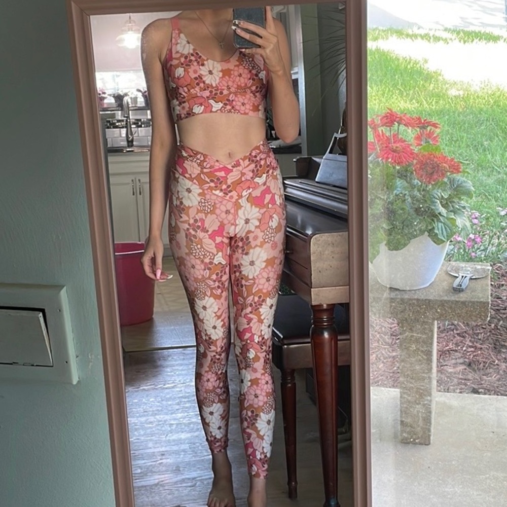 Aerie Floral Leggings - Pink and Orange